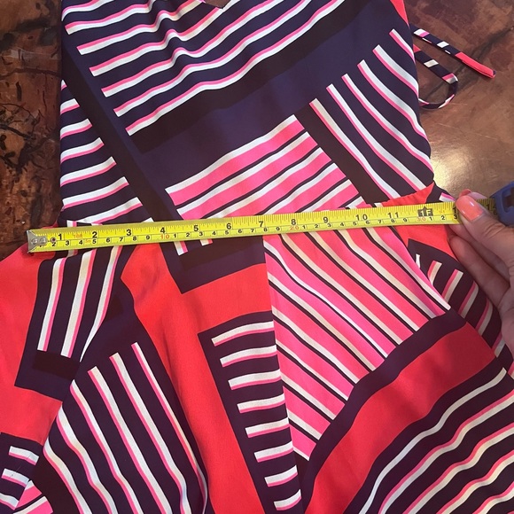 NWT Express red and blue romper. Size 8 - Picture 8 of 10